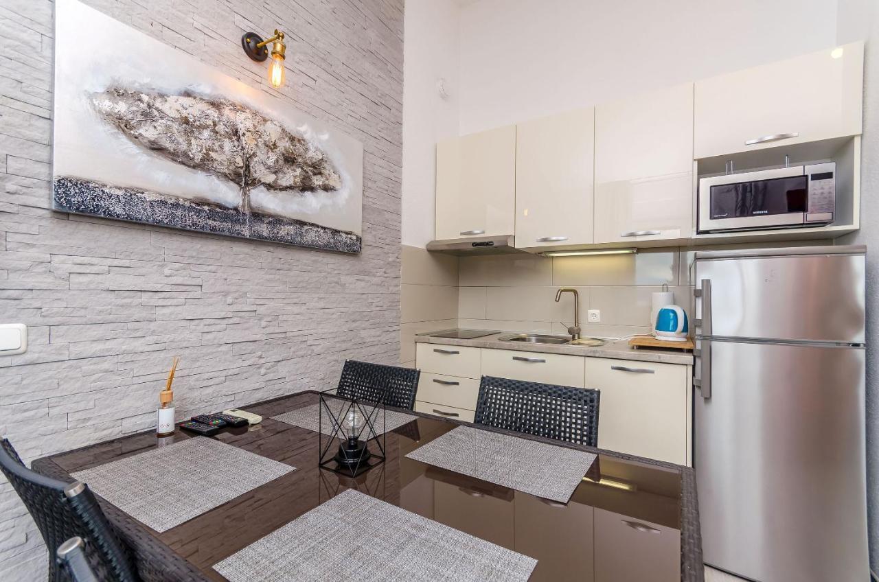 Apartments Marina Trogir Exterior photo